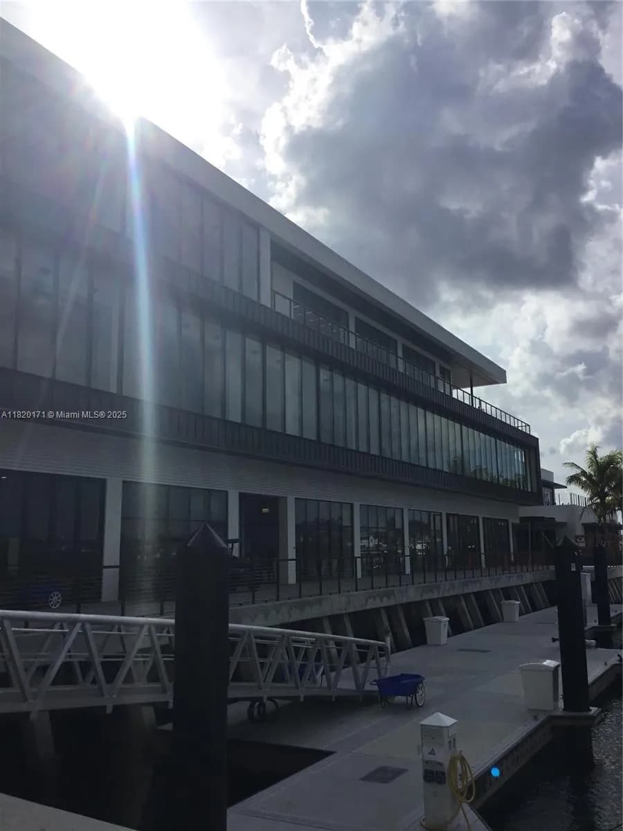 200 S Birch Rd # 206, Fort Lauderdale FL 33316