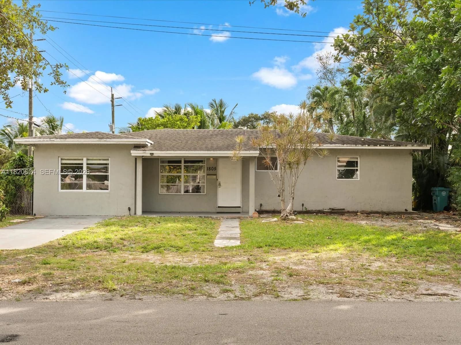 3 bedroom 3 bath for sale at 1805 N 23rd Ave, Hollywood FL 33020