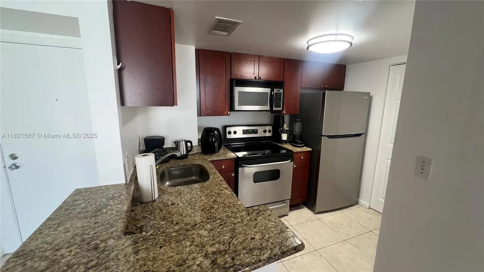 770 Claughton Island Dr # 410, Miami FL 33131