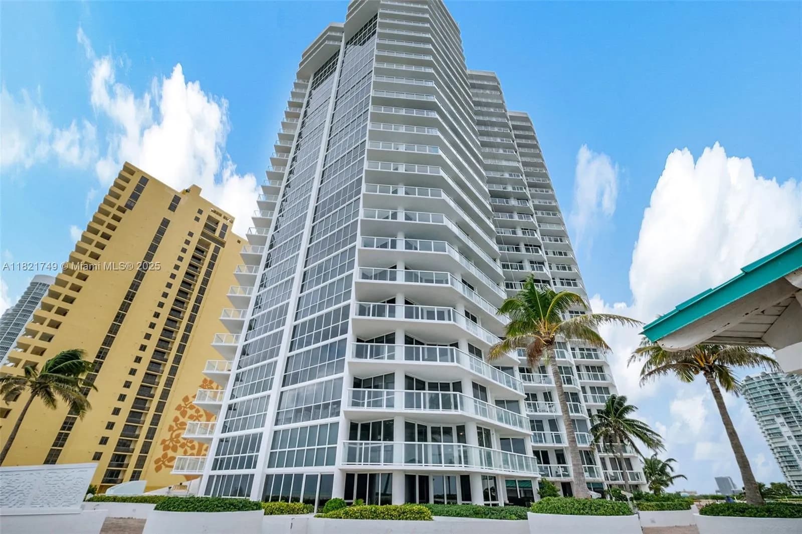 16425 Collins Ave # 311, Sunny Isles Beach FL 33160