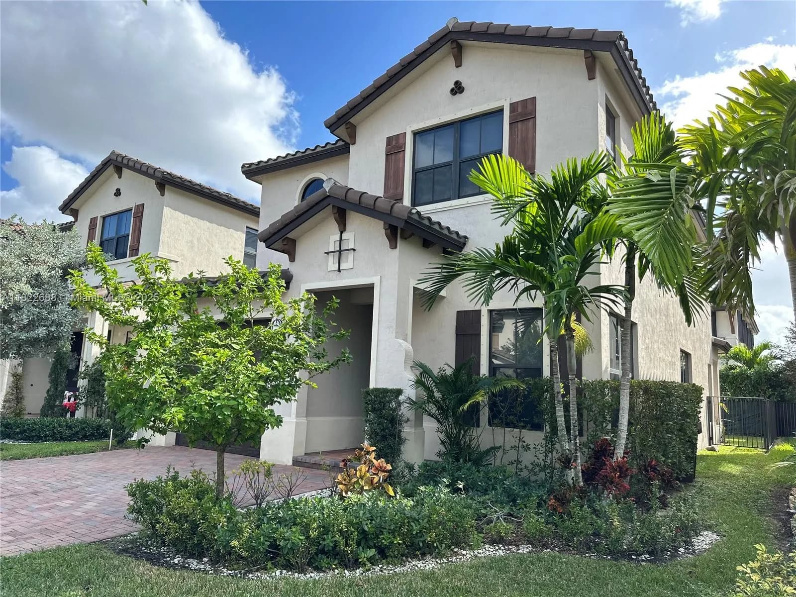 3278 W 97th Ter, Hialeah FL 33018