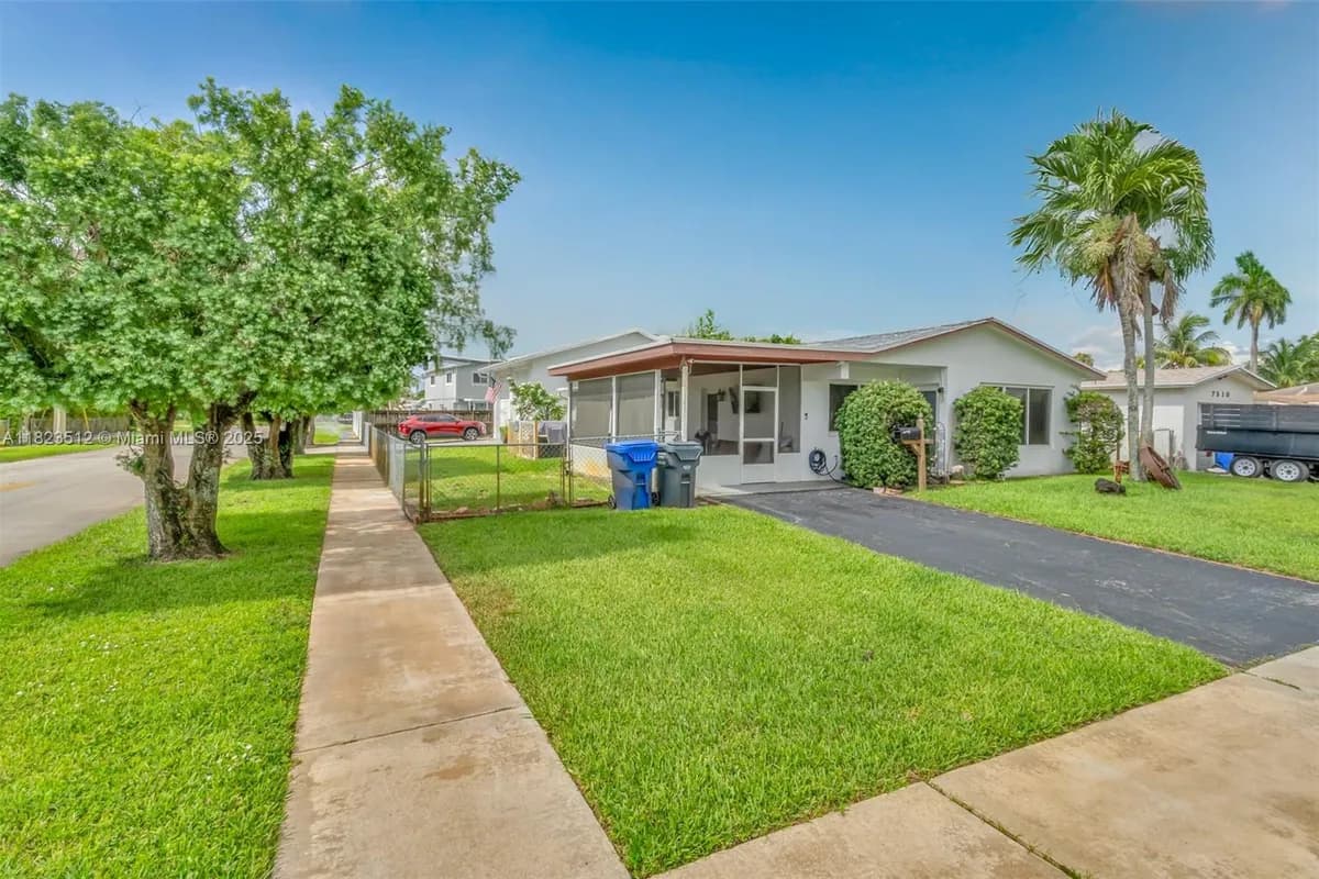 7500 Polk St, Hollywood FL 33024