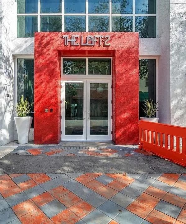 133 NE 2nd Ave # 2515, Miami FL 33132