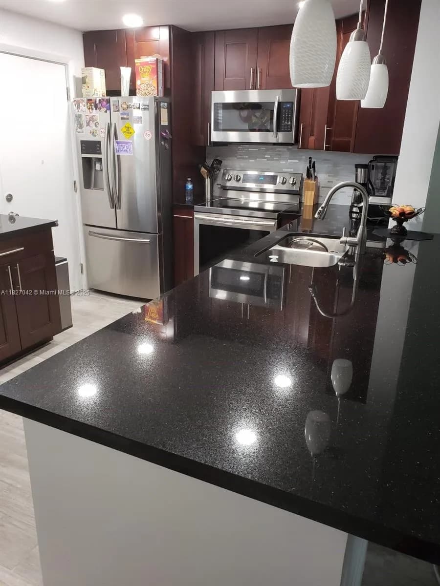 900 NE 12th Ave # 302, Hallandale Beach FL 33009