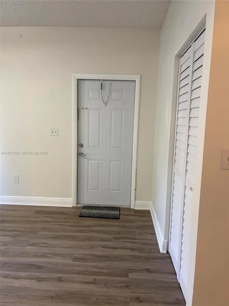 2331 NW 96th Ter # 17F, Pembroke Pines FL 33024