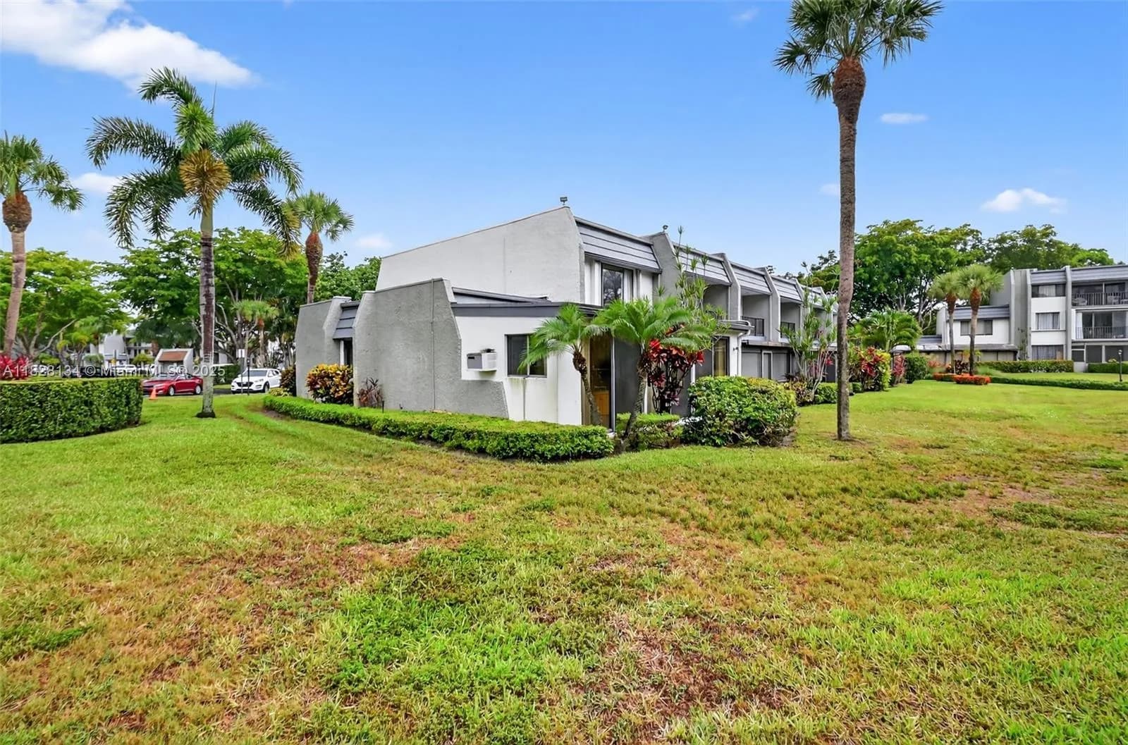 4817 Esedra Ct, Lake Worth FL 33467