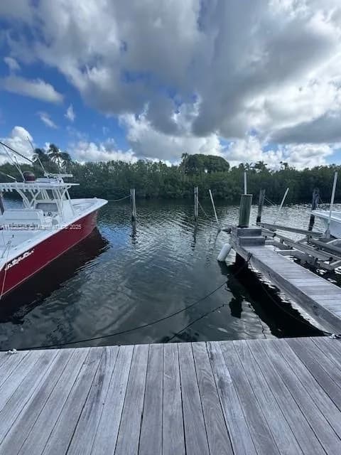 6200 SW 152nd St, Palmetto Bay FL 33157