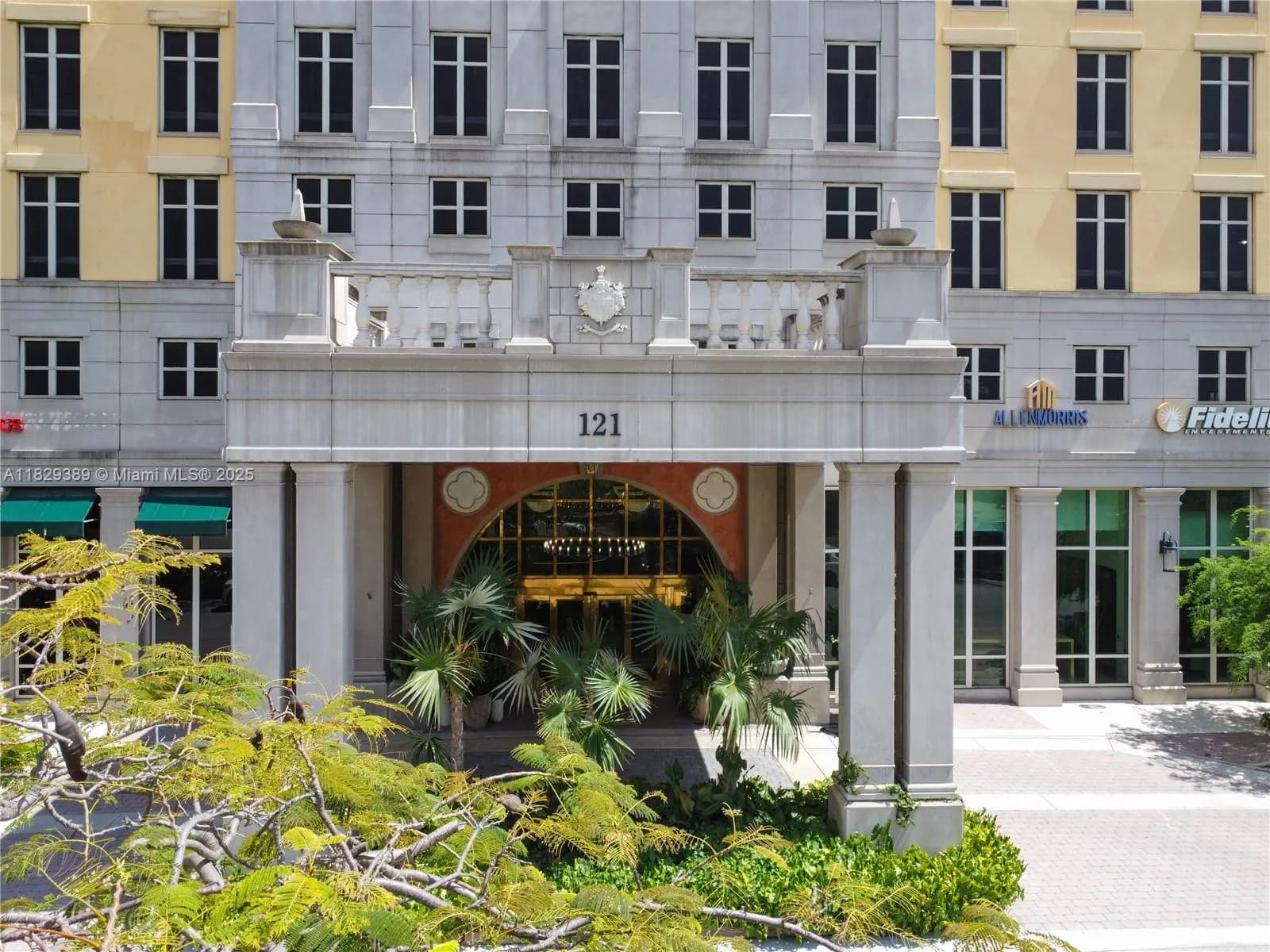 121 Alhambra Cir # 1000, Coral Gables FL 33134