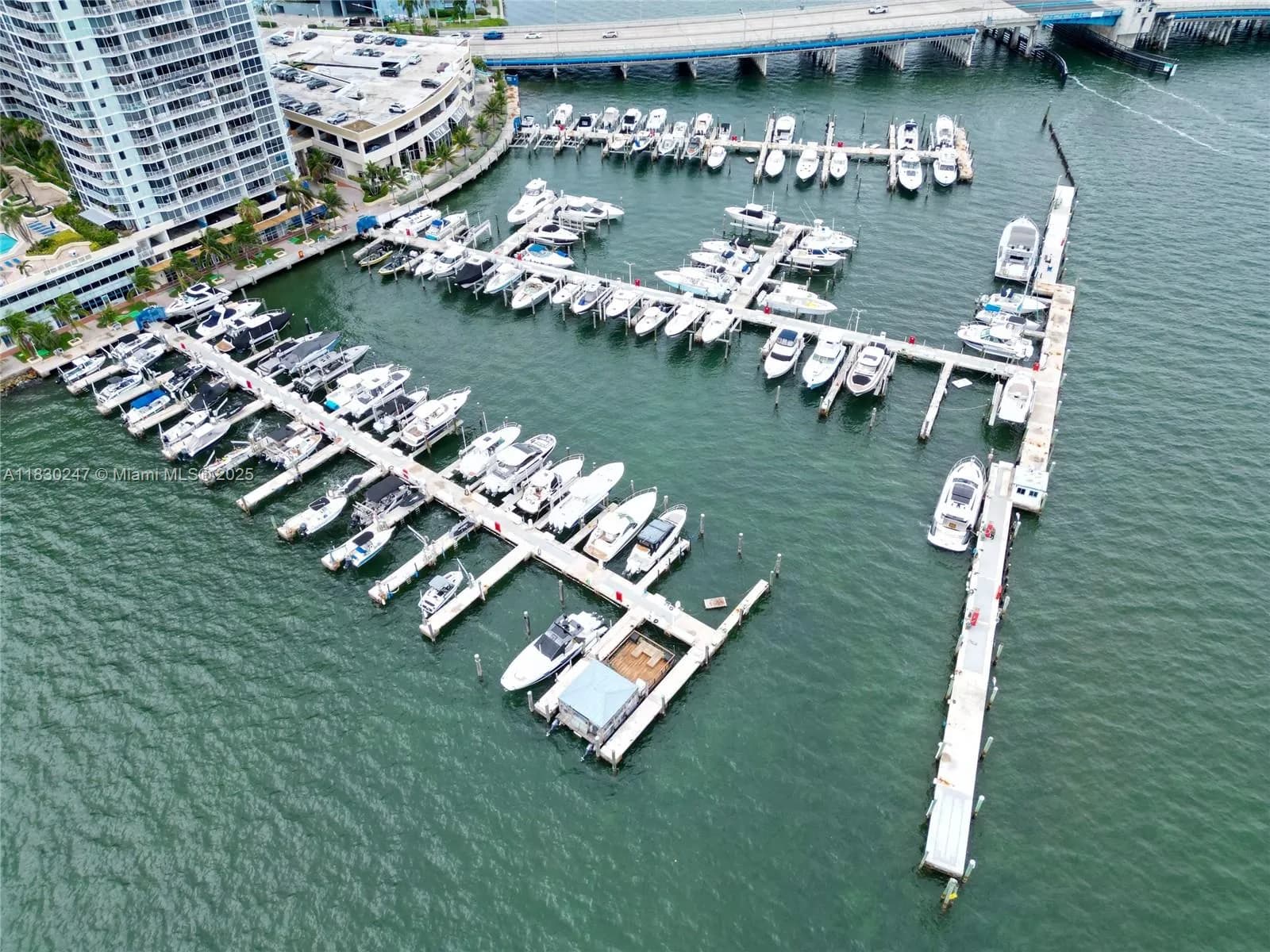 7601 E Treasure Dr #C-108, North Bay Village FL 33141