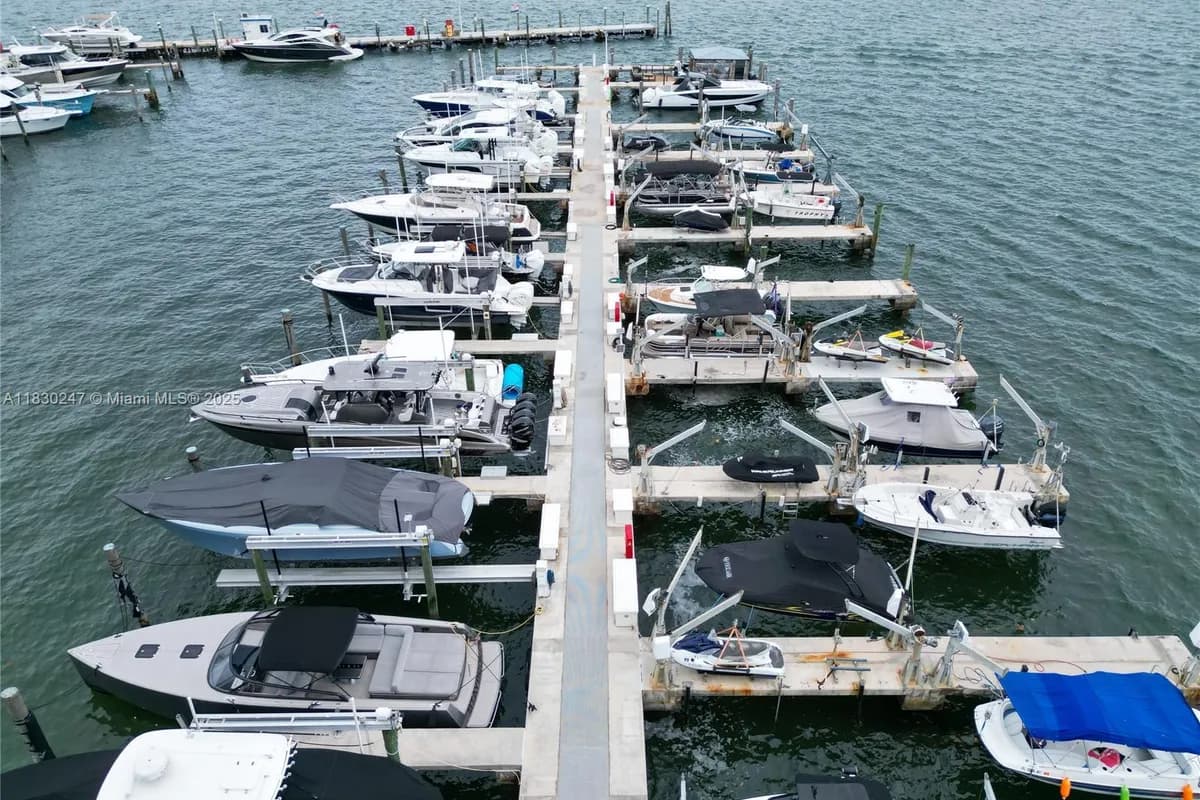 7601 E Treasure Dr #C-108, North Bay Village FL 33141