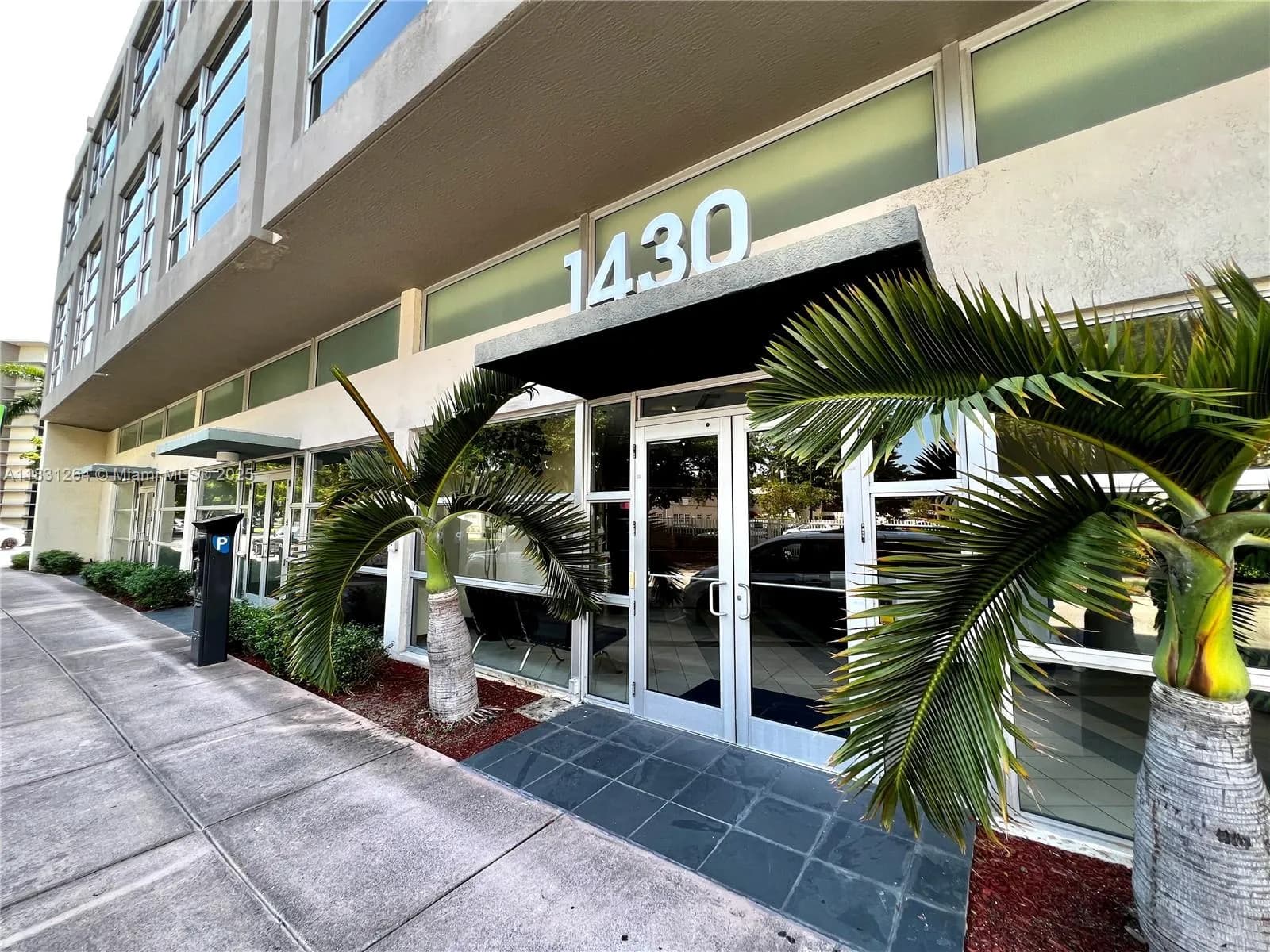 430 S Dixie hwy, Coral Gables FL 33146