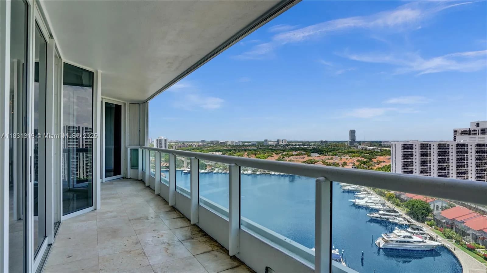 21055 Yacht Club Dr # 1707, Aventura FL 33180