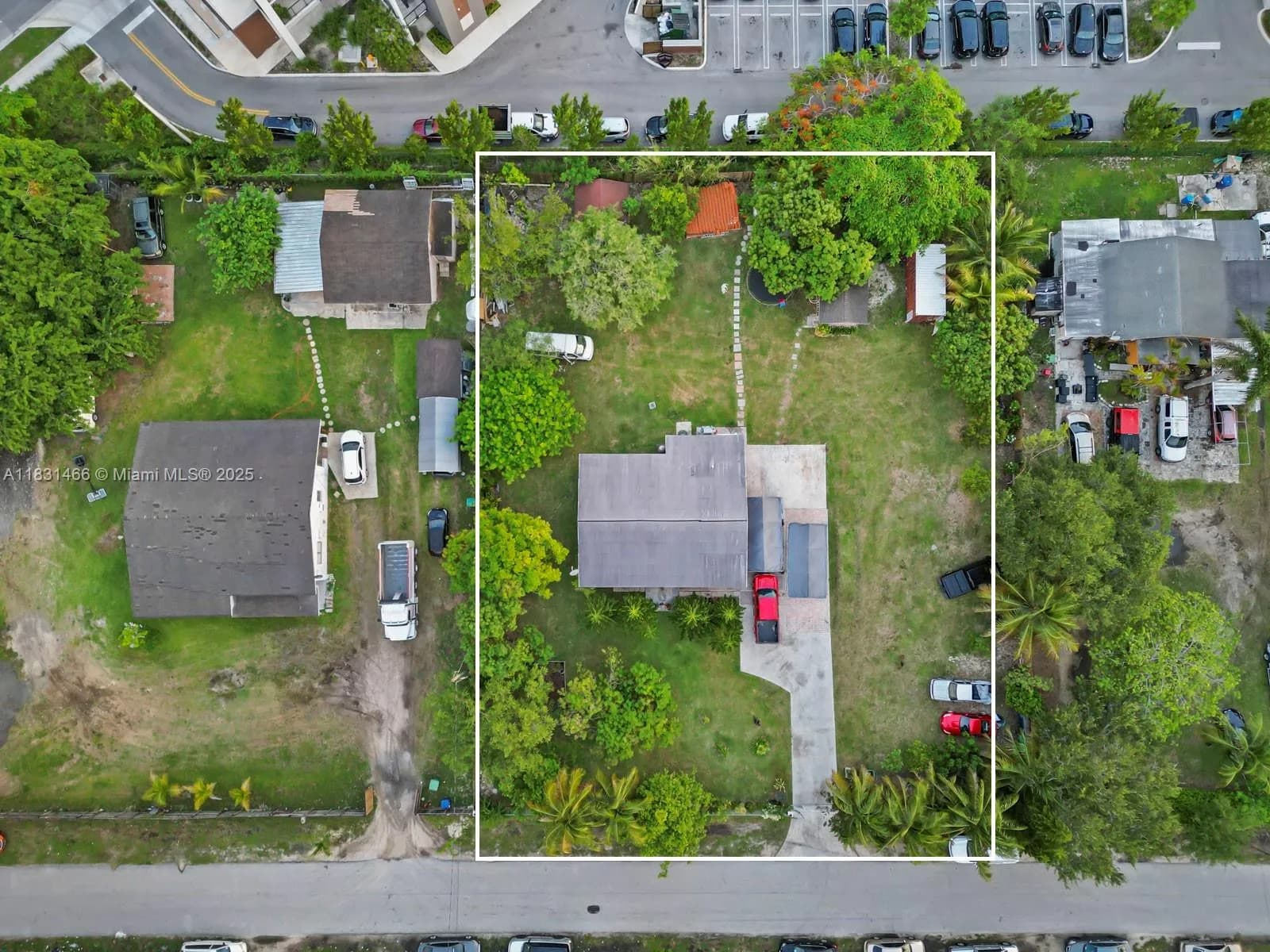 14240 Henderson St, Homestead FL 33032