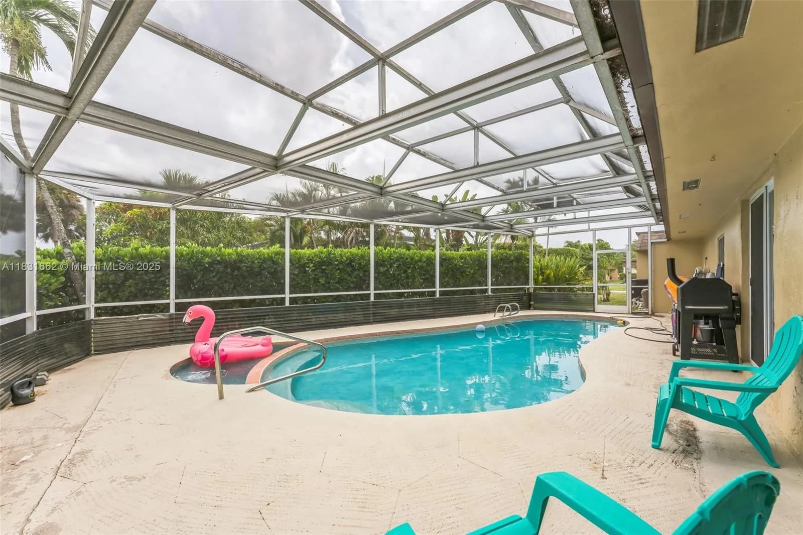 5706 S Travelers Palm Ln, Tamarac FL 33319