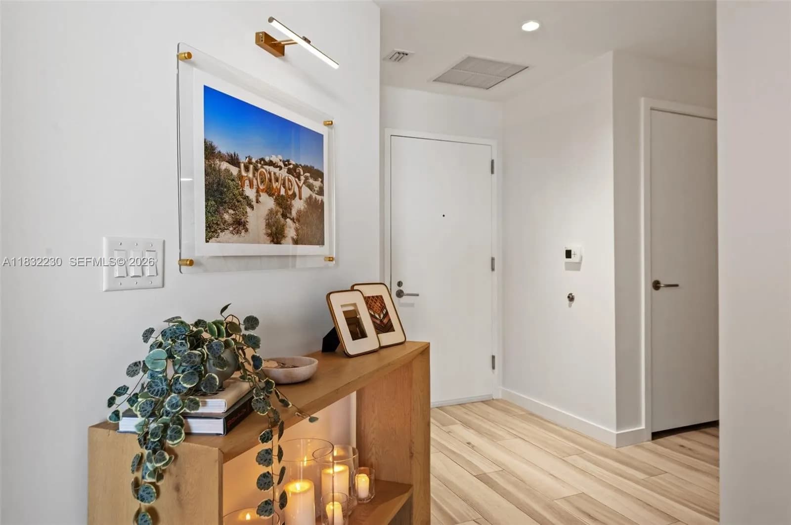 851 NE 1st Ave # 2809, Miami FL 33132