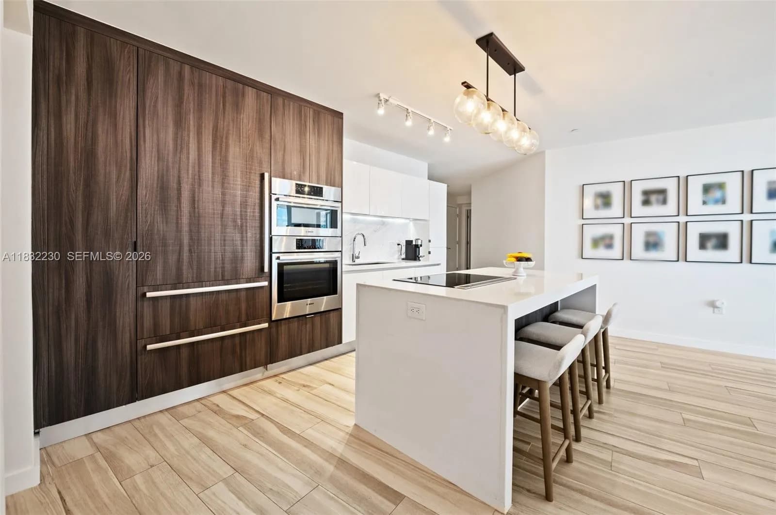 851 NE 1st Ave # 2809, Miami FL 33132