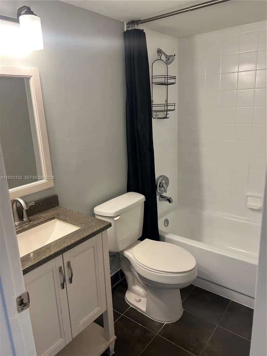 10725 Cleary Blvd # 205, Plantation FL 33324