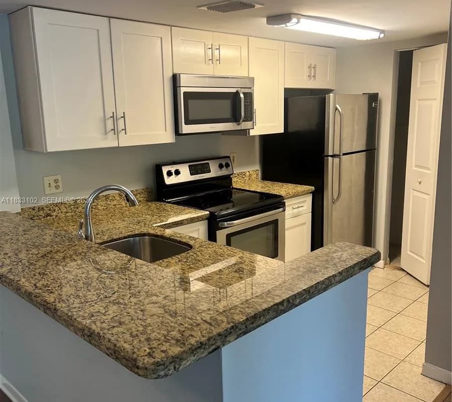 10725 Cleary Blvd # 205, Plantation FL 33324