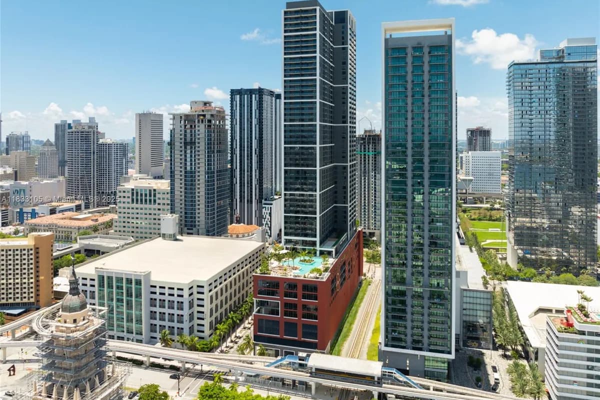 601 NE 1 AVE # 3309, Miami FL 33132