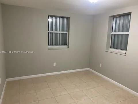 1770 NW 44th St, Miami FL 33142