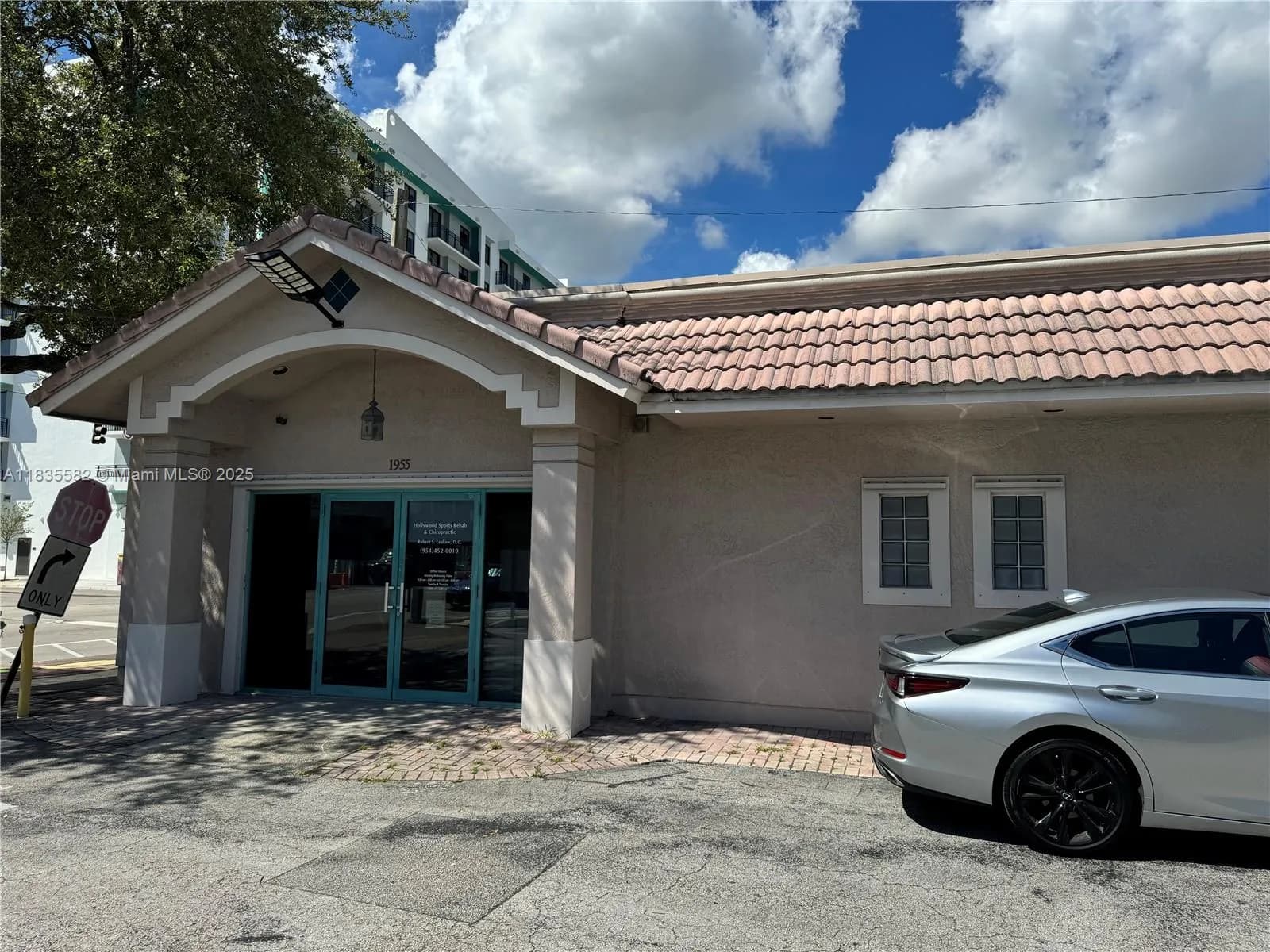 1955 Tyler St, Hollywood FL 33020