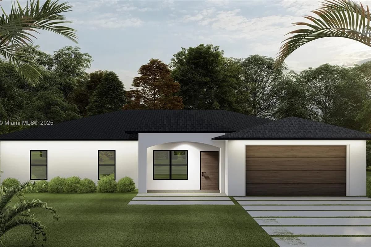 617 CHAVERS, Lehigh Acres FL 33974