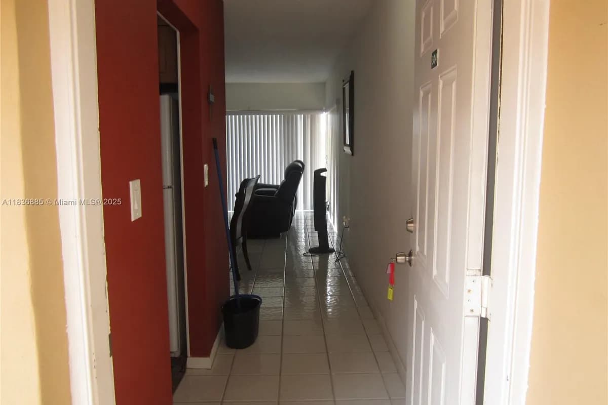 6780 W 2nd Ct # 304, Hialeah FL 33012