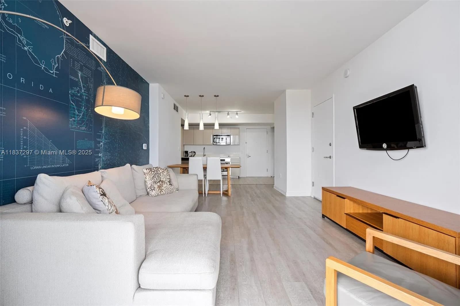 2602 E Hallandale Beach Blvd # R1105, Hallandale Beach FL 33009