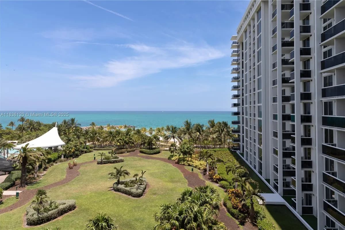 10275 Collins Ave # 634, Bal Harbour FL 33154