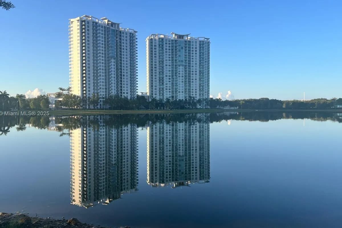 2681 N Flamingo Rd # 402S, Sunrise FL 33323