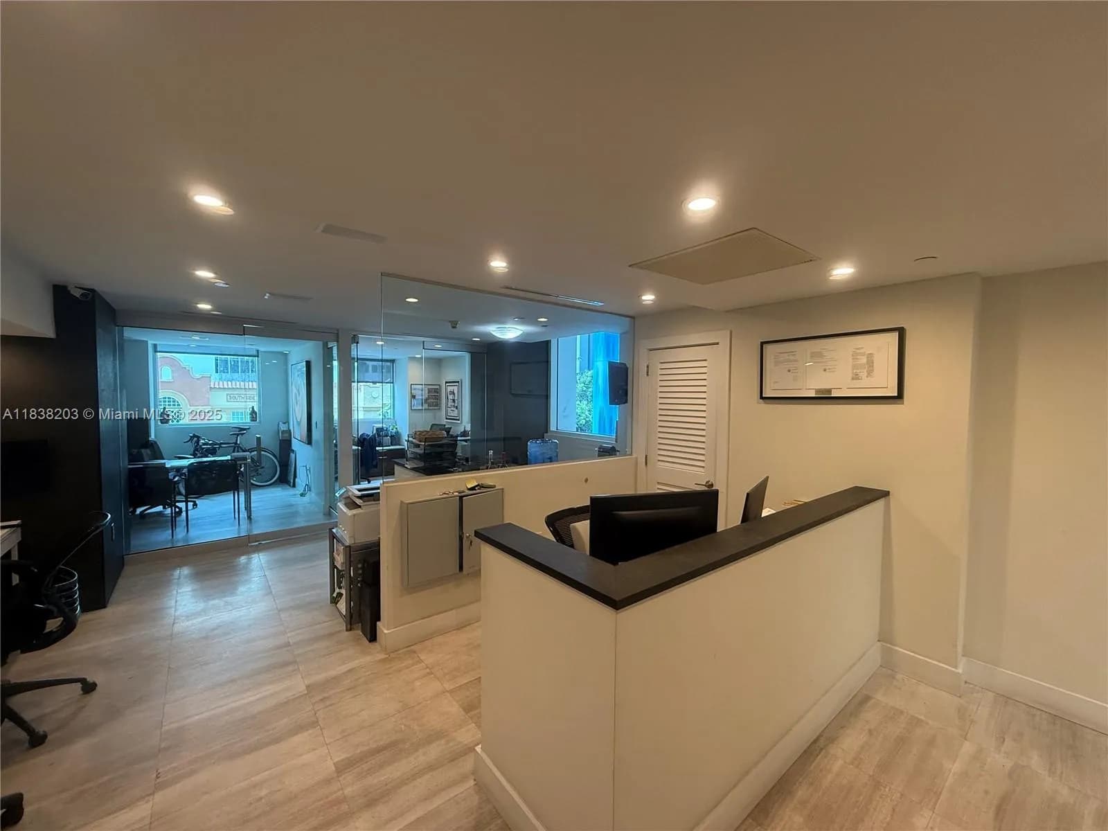 40 SW 13th St, Miami FL 33130