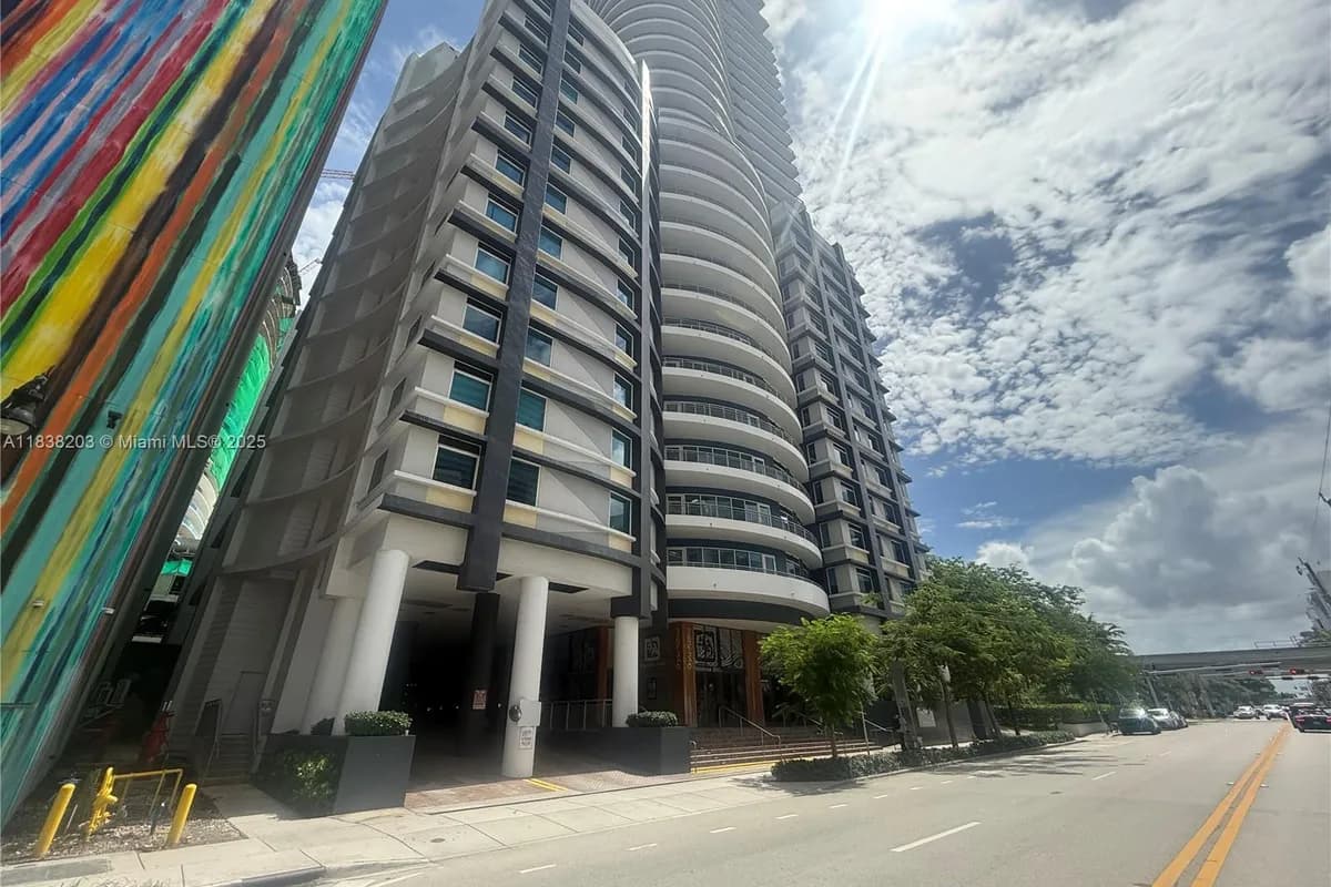 40 SW 13th St, Miami FL 33130