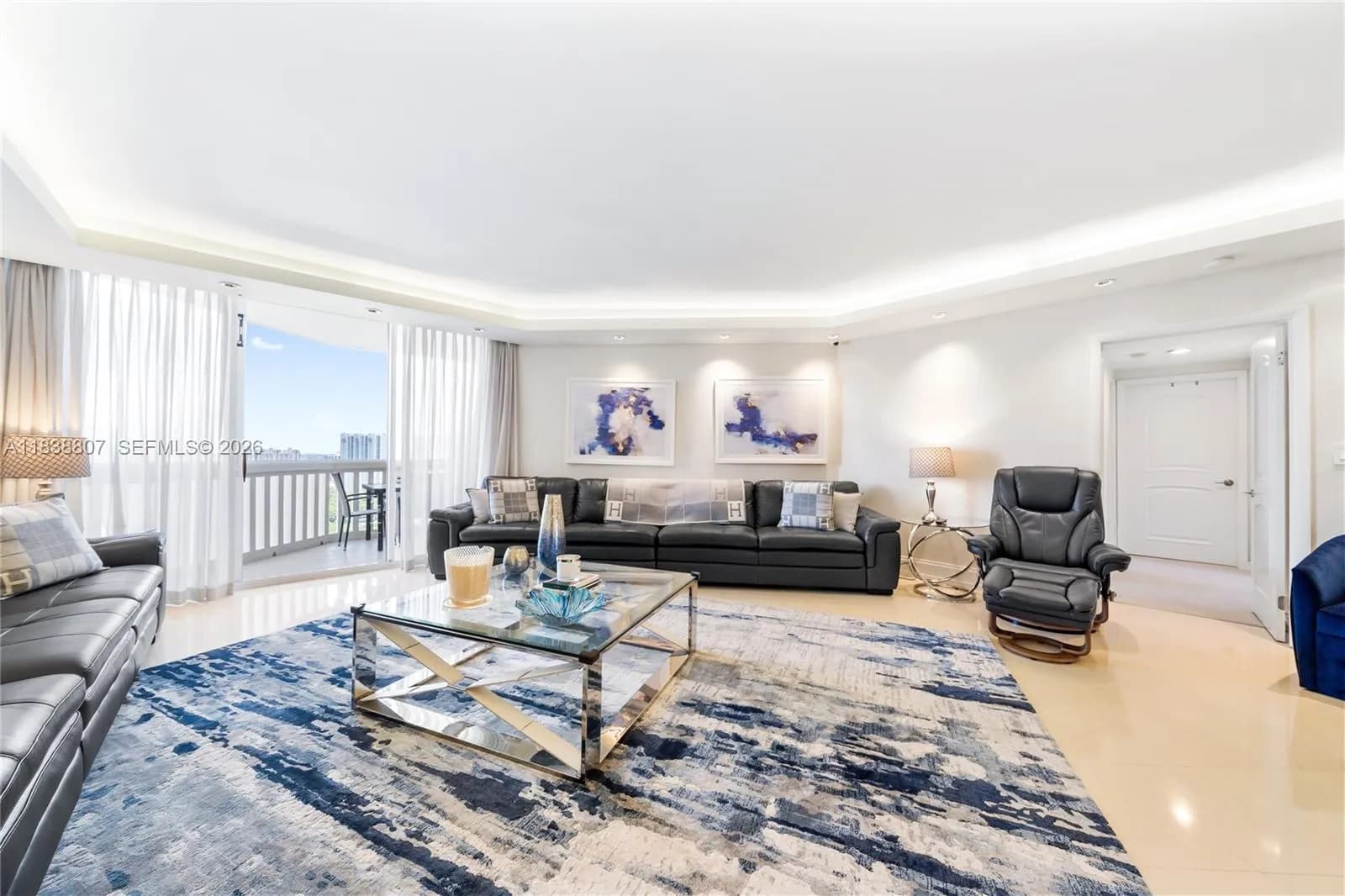 2000 Island Blvd # 2409, Aventura FL 33160