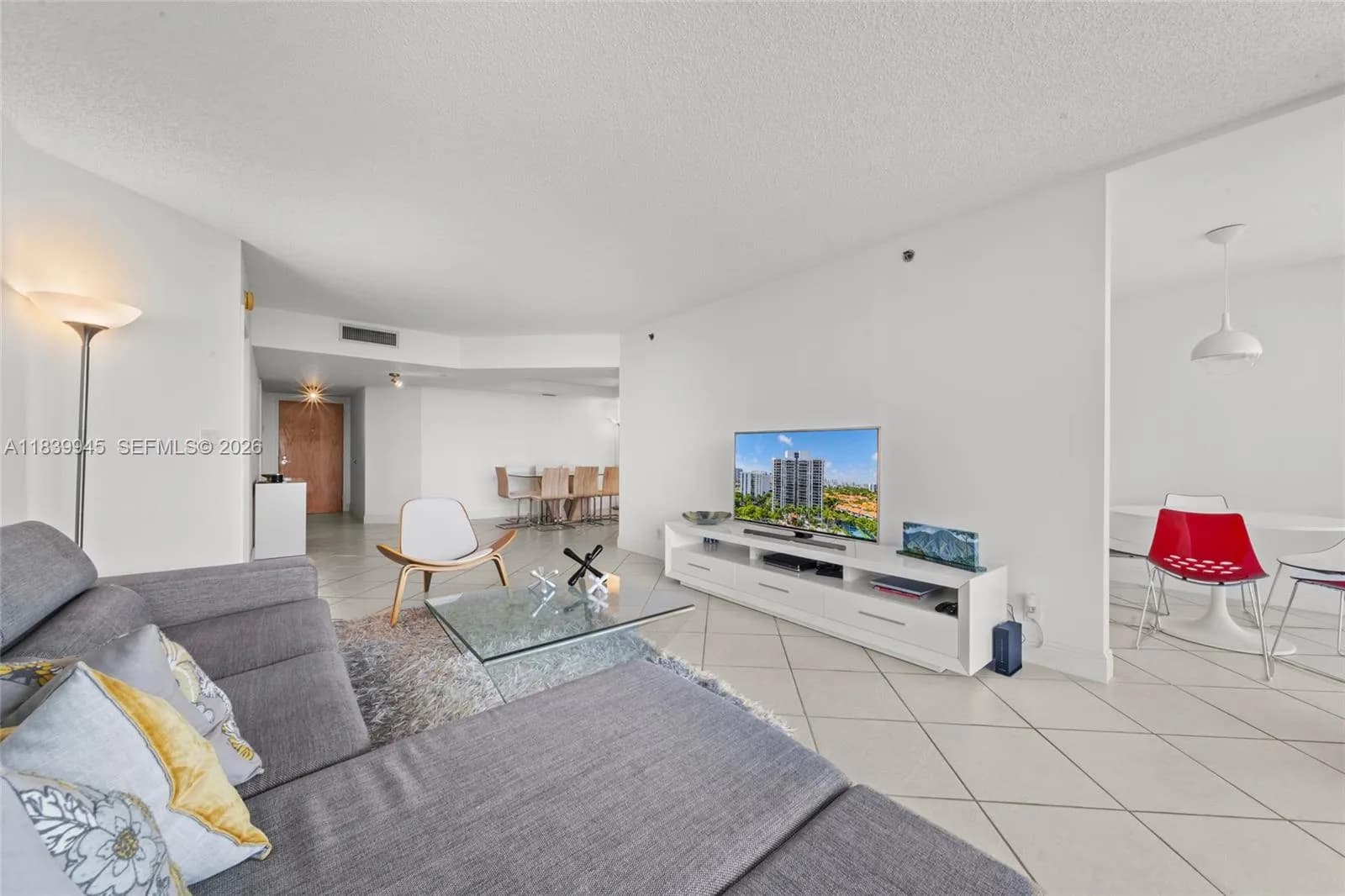 3598 Yacht Club Dr, Aventura FL 33180