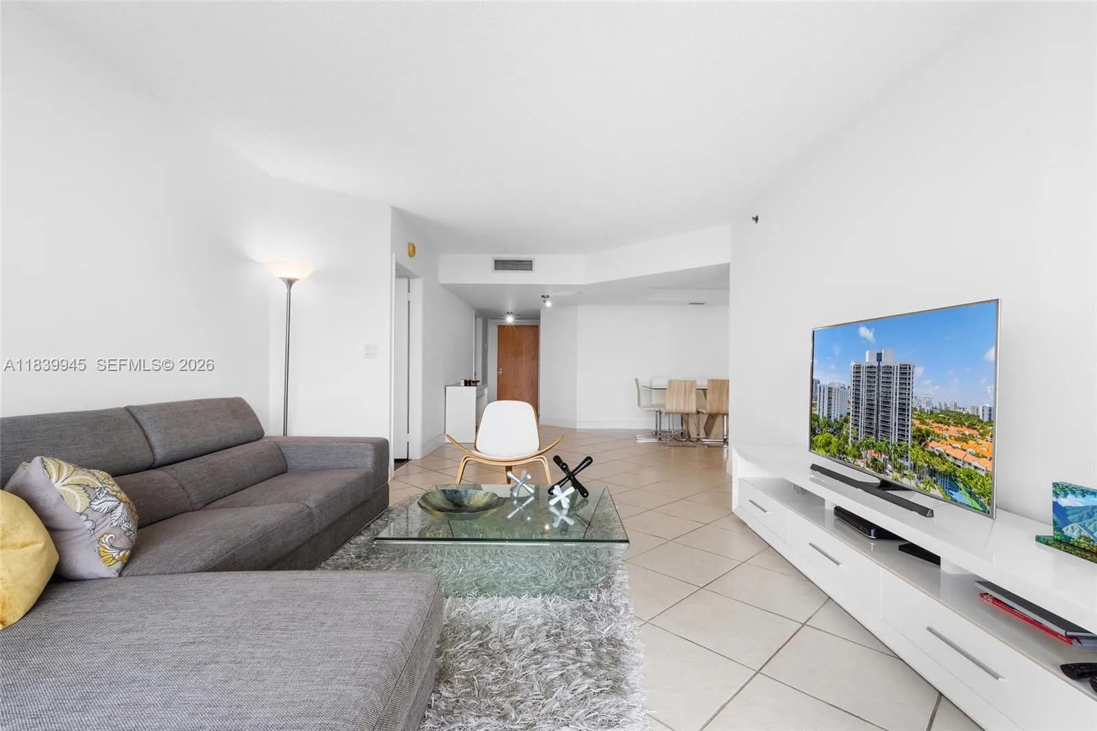 3598 Yacht Club Dr, Aventura FL 33180