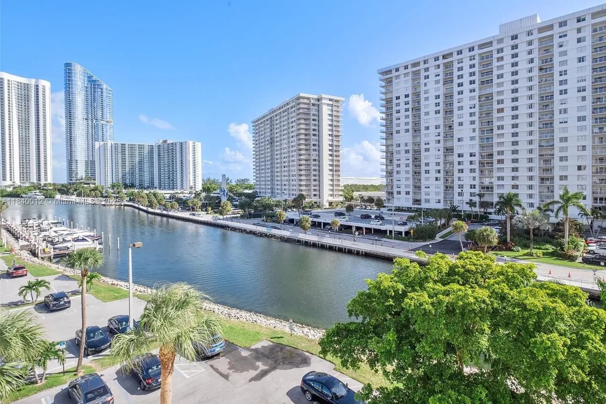 400 Kings Point Dr # 523, Sunny Isles Beach FL 33160