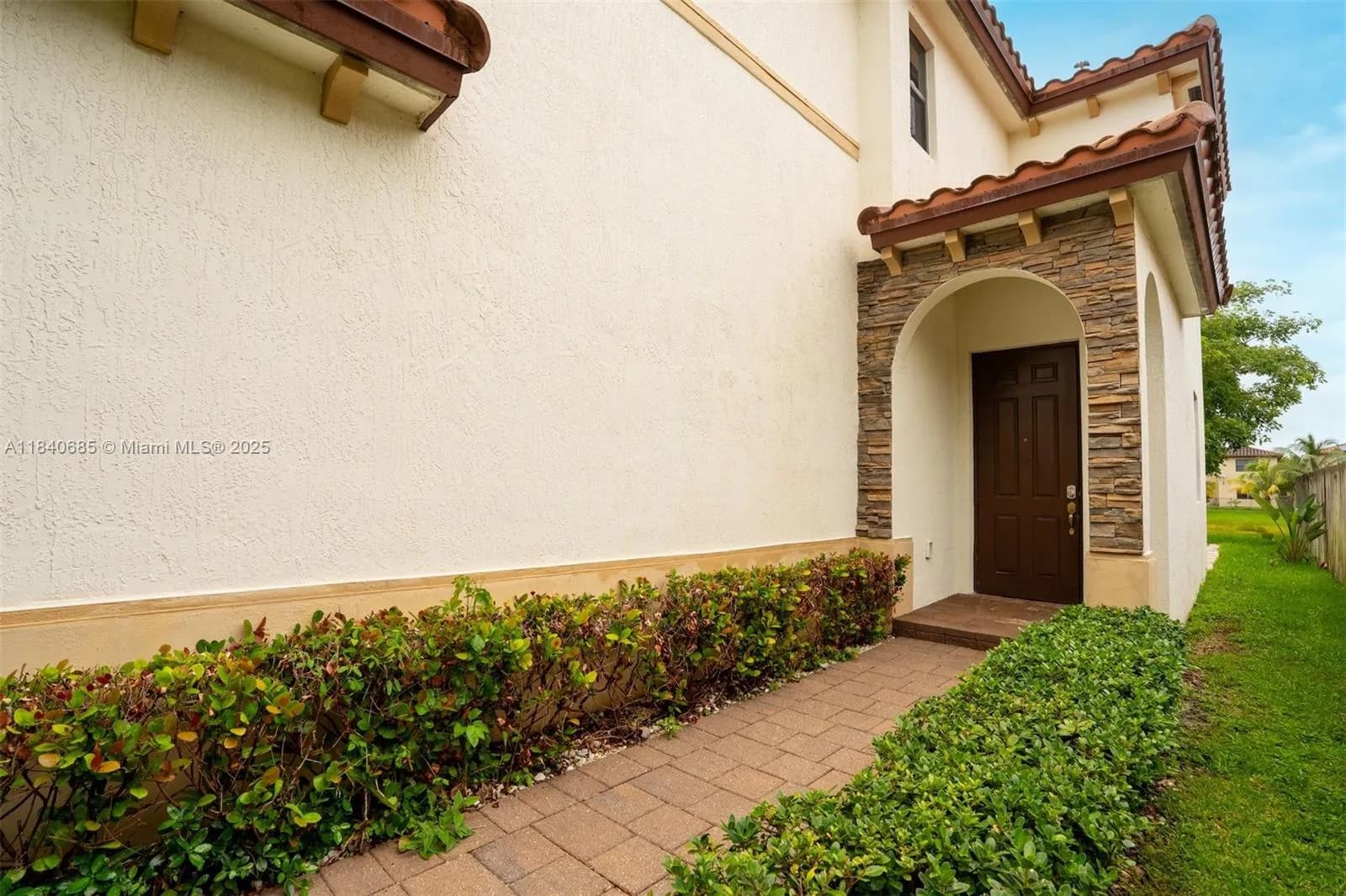 423 SE 33rd Ter, Homestead FL 33033