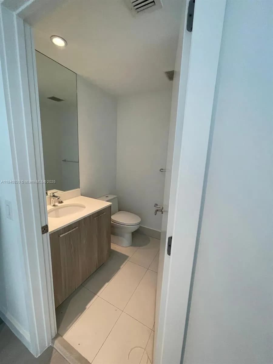 501 NE 31st St # 3705, Miami FL 33137