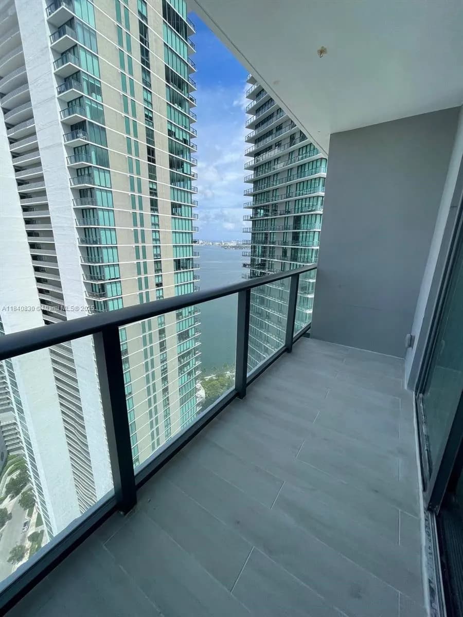 501 NE 31st St # 3705, Miami FL 33137