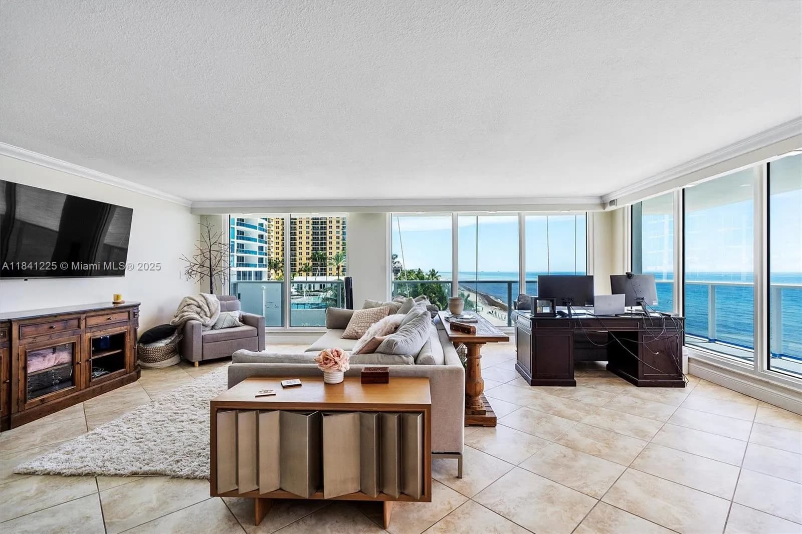 2751 S Ocean Dr # 504S, Hollywood FL 33019
