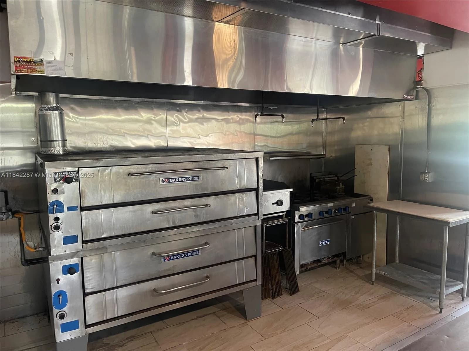 6811 Johnson St, Hollywood FL 33024