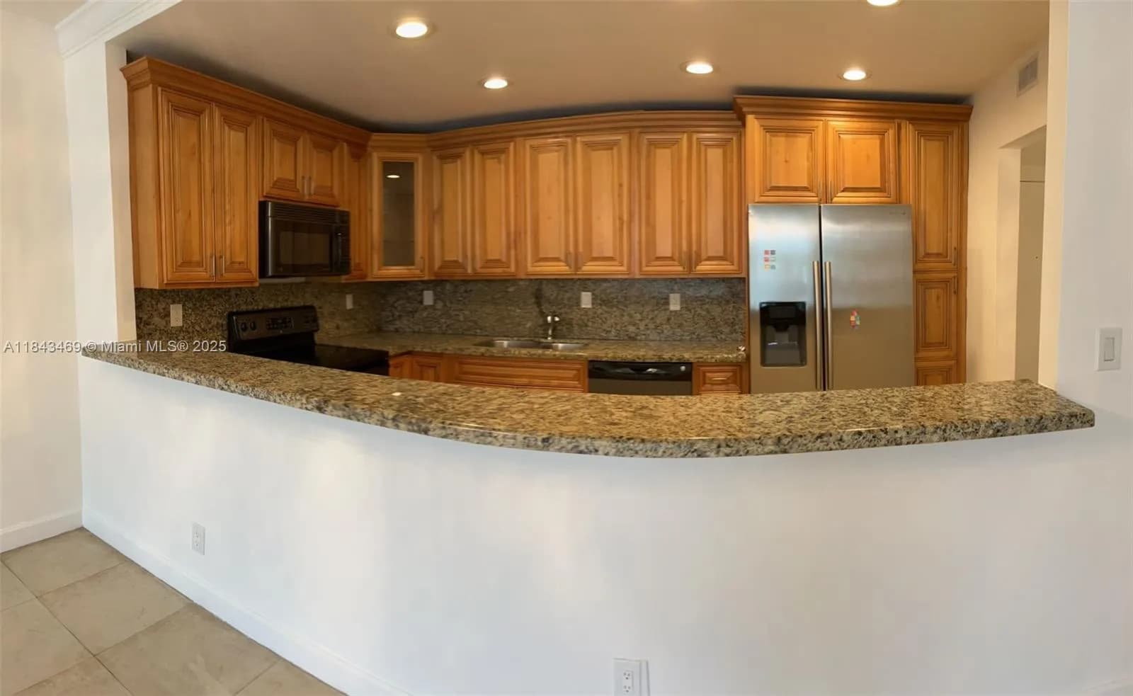 19390 Collins Ave # 207, Sunny Isles Beach FL 33160