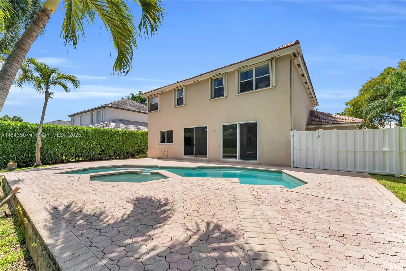 16831 SW 6th St, Pembroke Pines FL 33027