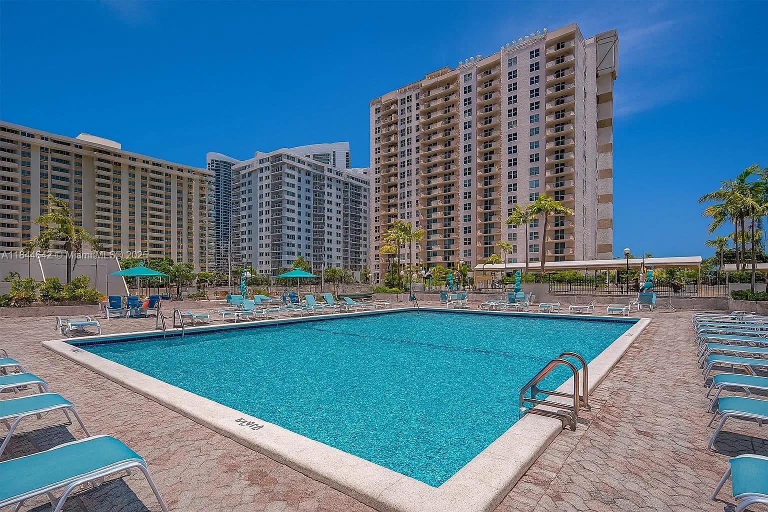1 bedroom 2 bath for sale at 1865 S Ocean Dr # 4H, Hallandale Beach FL 33009