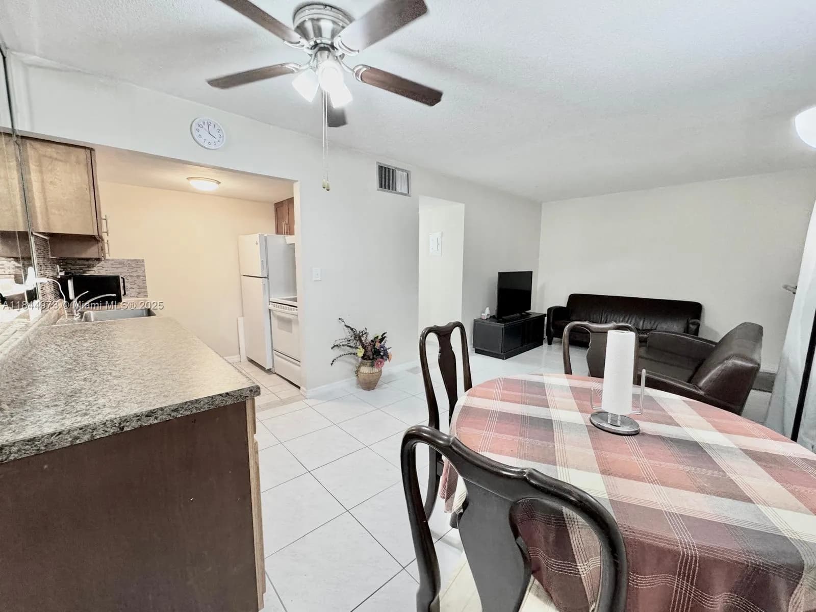 2145 Pierce St # 122, Hollywood FL 33020