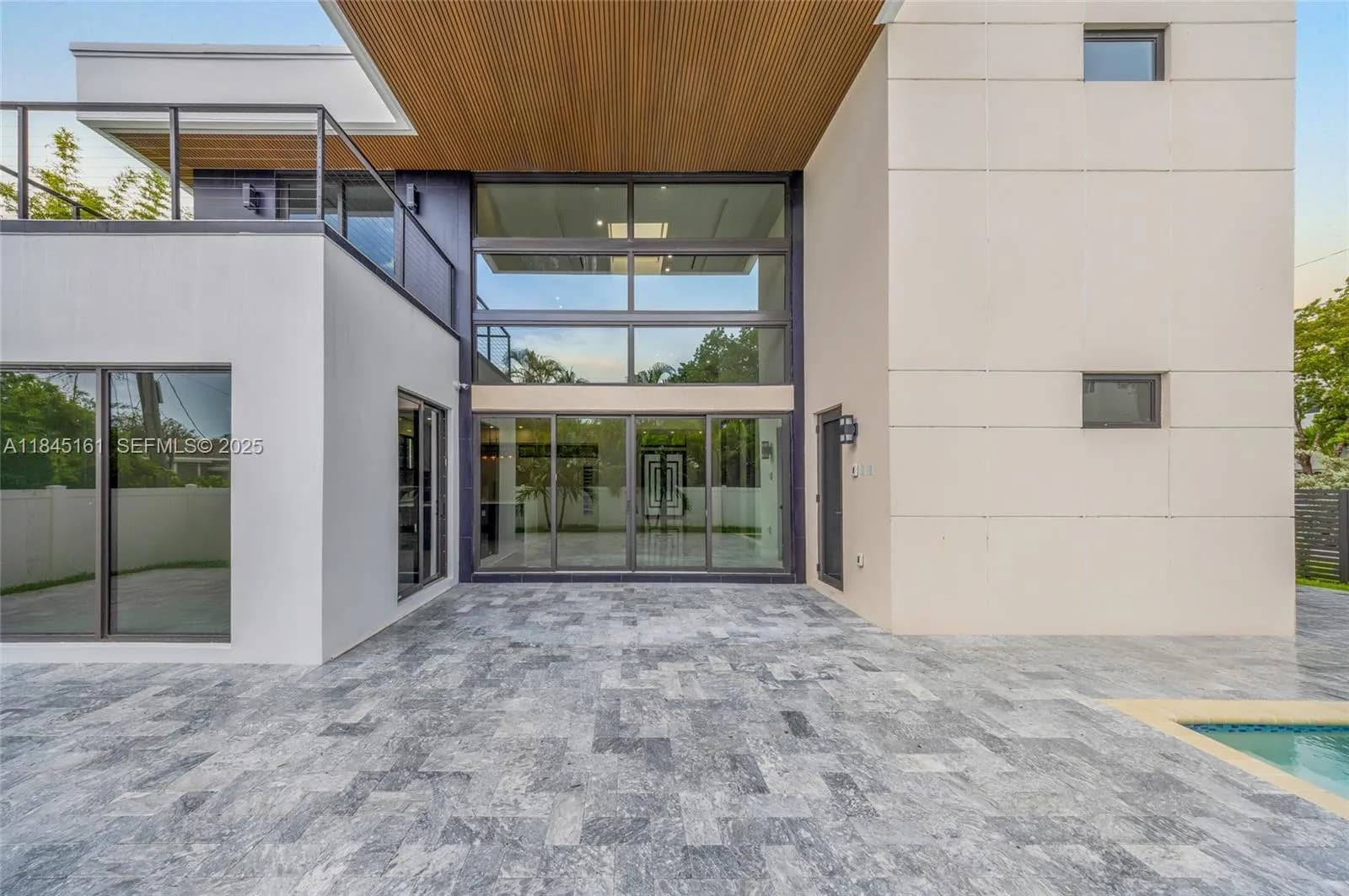 750 NE 16th Ave, Fort Lauderdale FL 33304