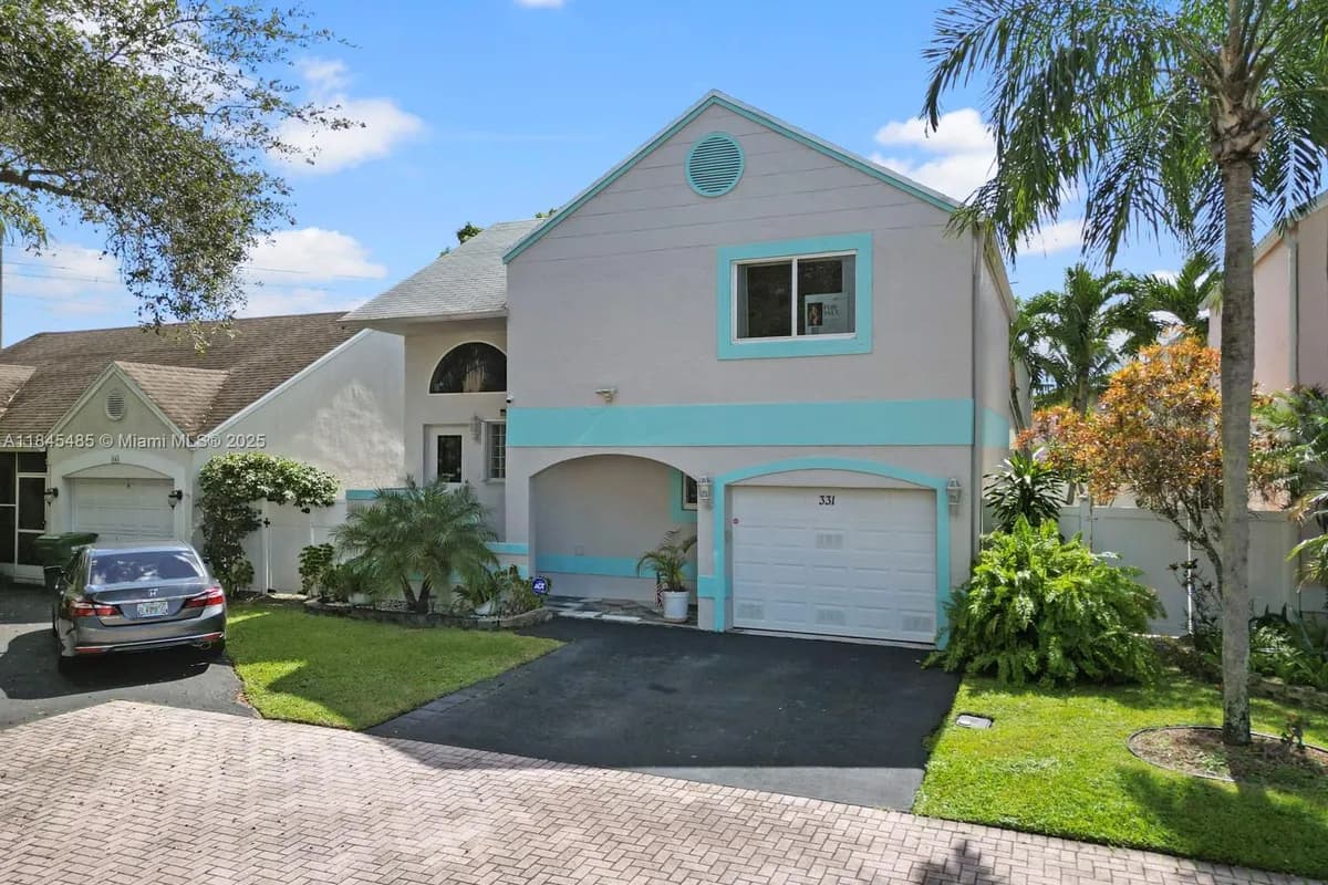331 NW 101st Terrace, Pembroke Pines FL 33026