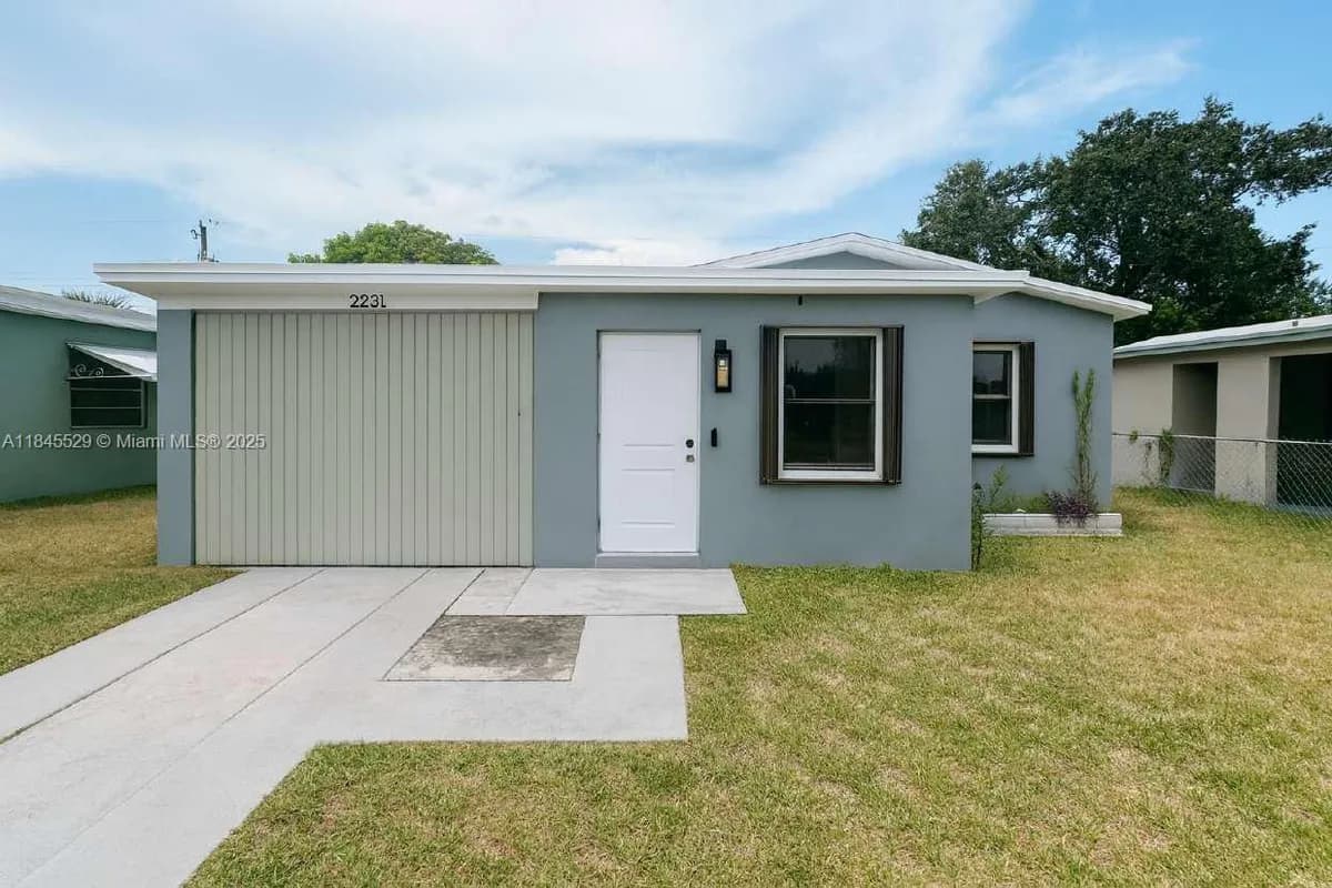 2231 NW 9th Ct, Fort Lauderdale FL 33311