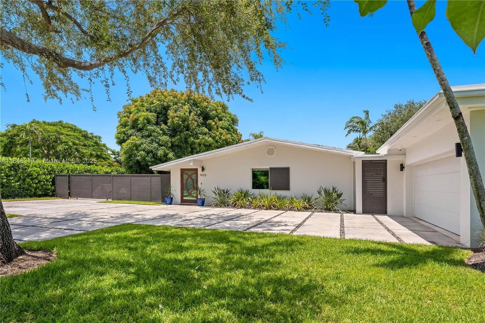 7425 SW 139th Ter, Palmetto Bay FL 33158