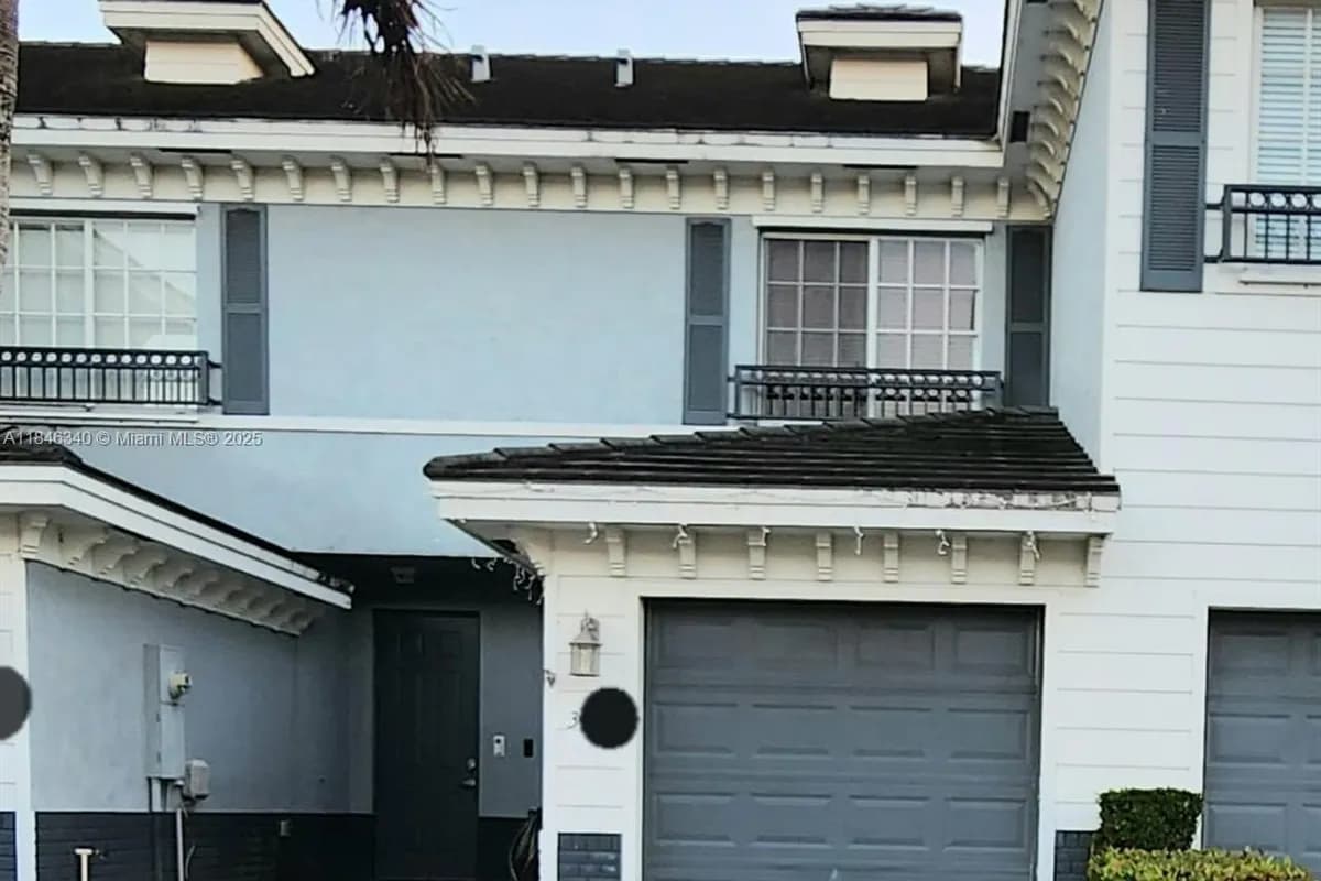 3518 NW 13th St, Lauderhill FL 33311